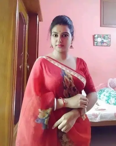 Escorts Chhatrapati Shivaji Terminus