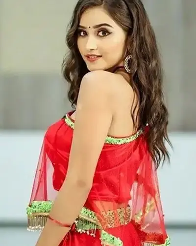 Escort In Chhatrapati Shivaji Terminus